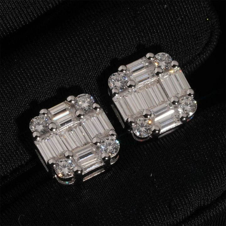 Baguette VVS Moissanite Stud Earrings