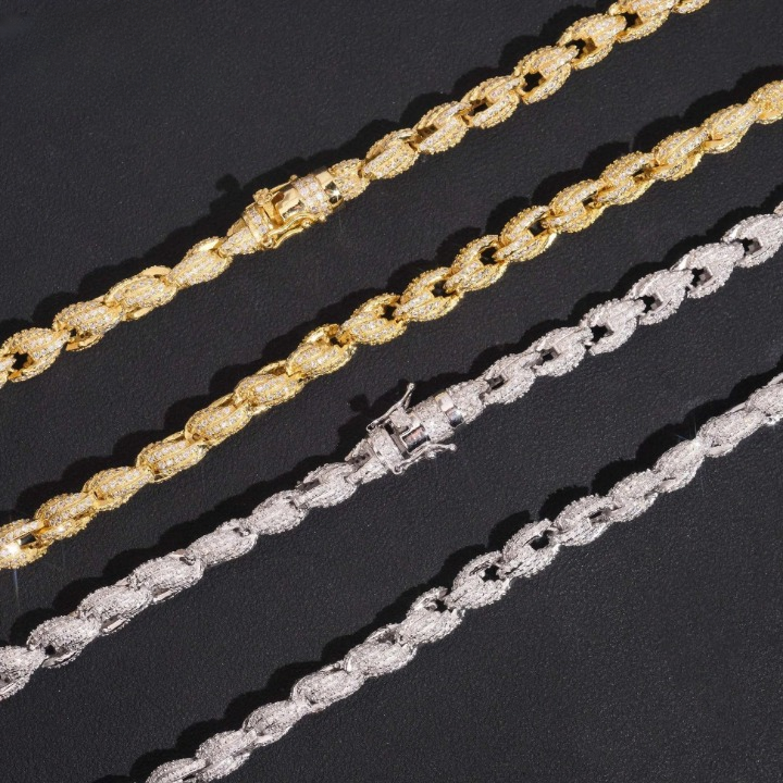 Diamond Tester Twist Moissanite Necklace