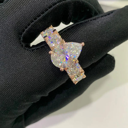 Pear Moissanite Diamond Set