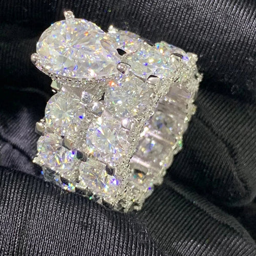 Pear Moissanite Diamond Set