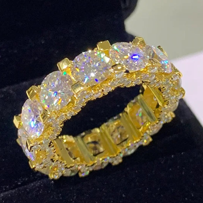 Pear Moissanite Diamond Set